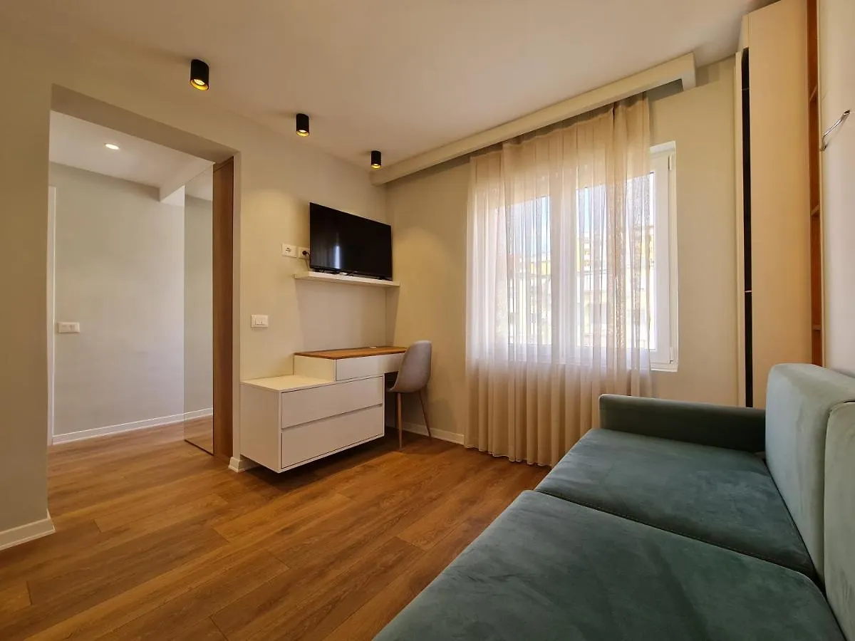 Apartmán Adore - Modern Studio Tirana